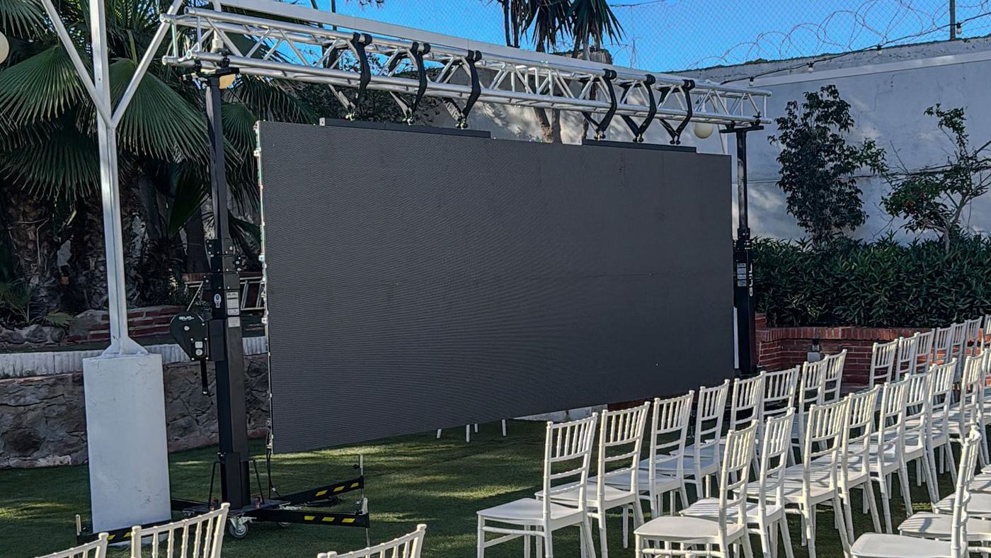 Pantalla LED de gran formato al aire libre